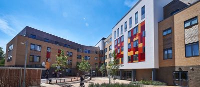 Cambridge, Abbey College